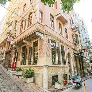  Apartment No 8 Galata